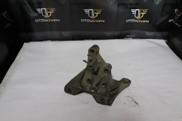 FORD CUSTOM 310 L 155 PS ÇIKMA PARÇA  ŞANZIMAN KULAĞI